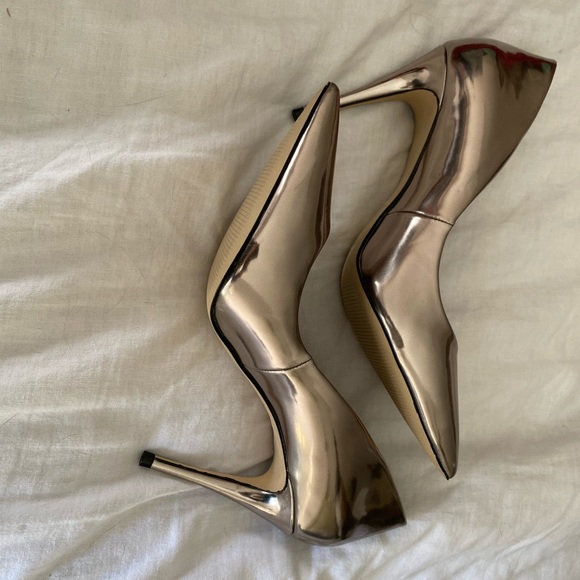 Aldo - Picture 5 of 5